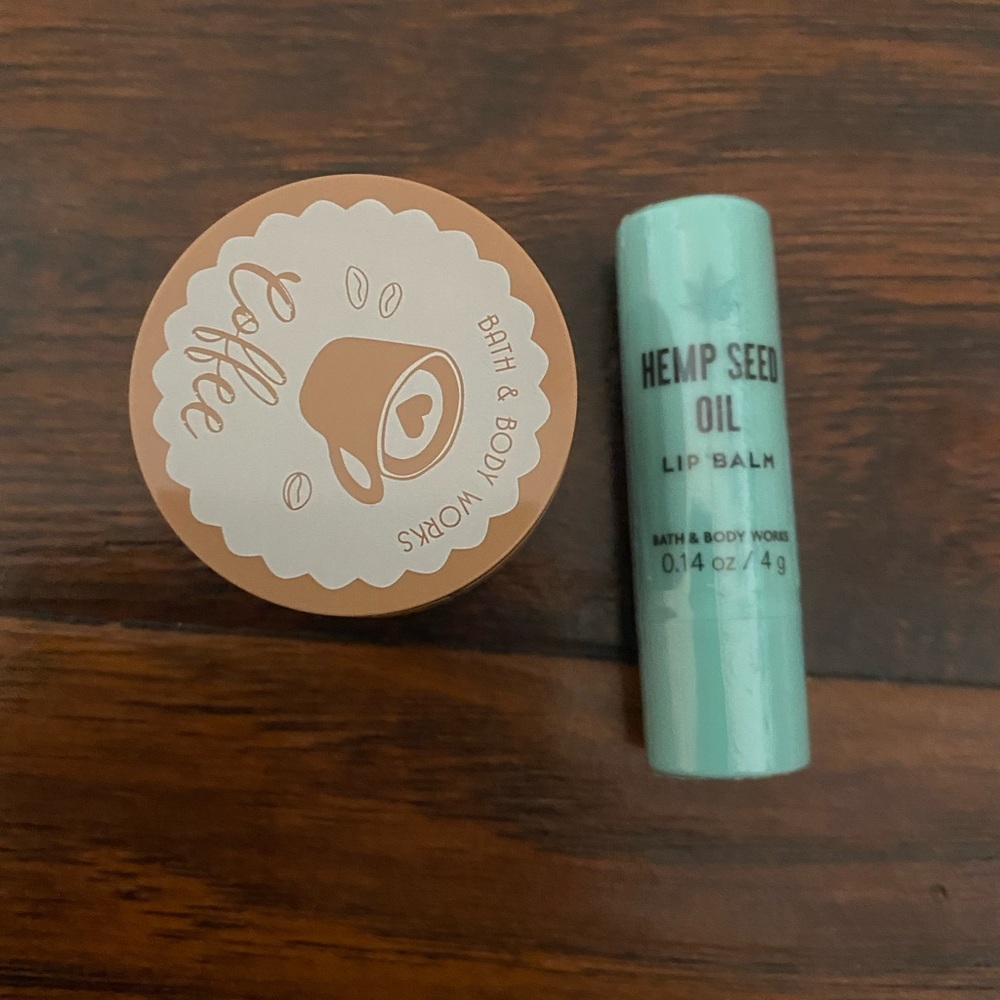 One coffee exfoliating scrub and one hemp infused lip balm
